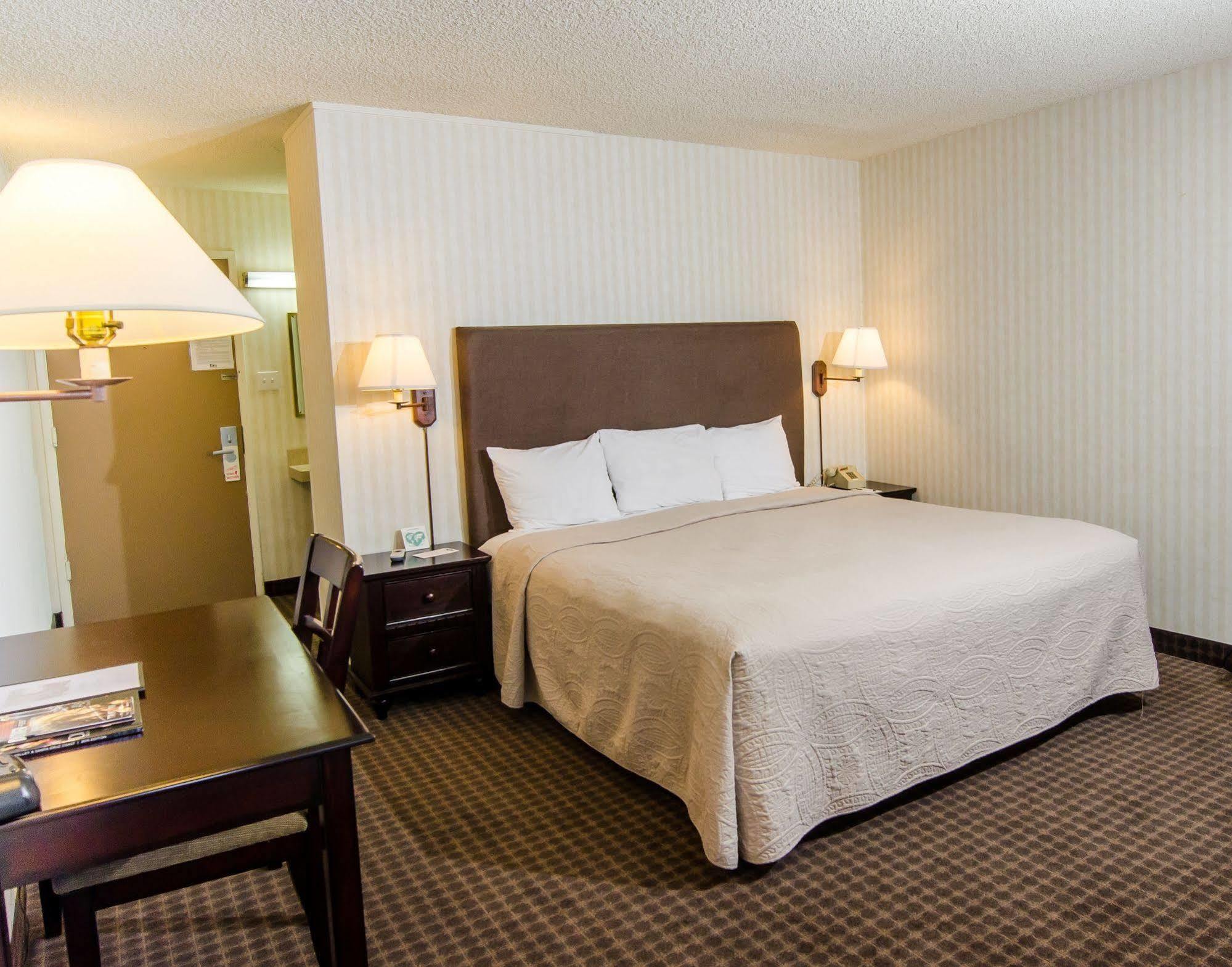 Los Gatos Lodge Екстериор снимка