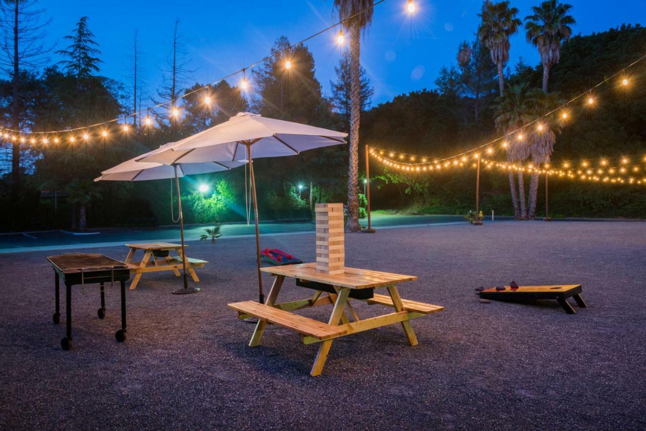 Los Gatos Lodge Екстериор снимка