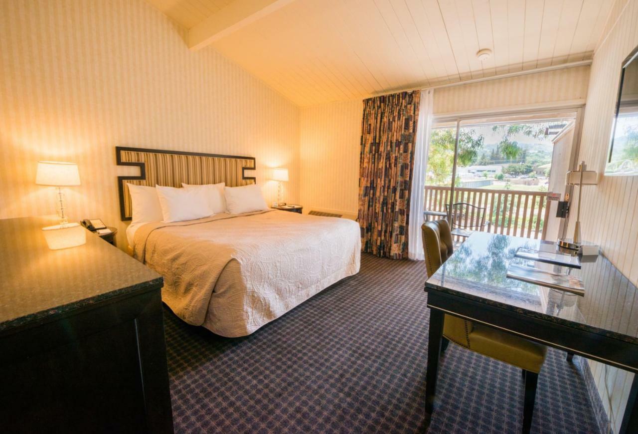 Los Gatos Lodge Екстериор снимка