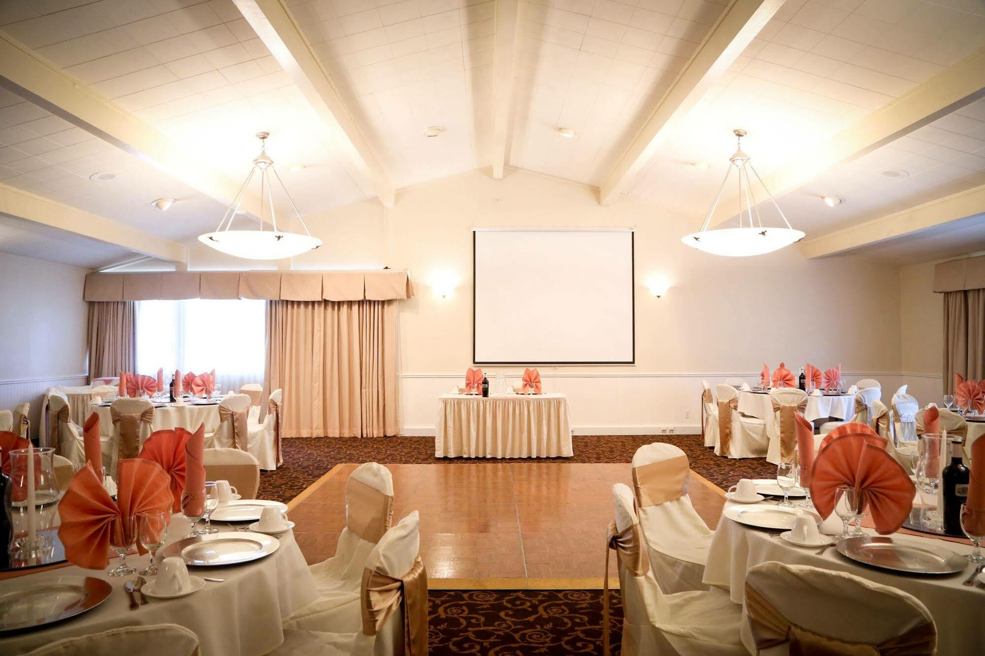 Los Gatos Lodge Екстериор снимка